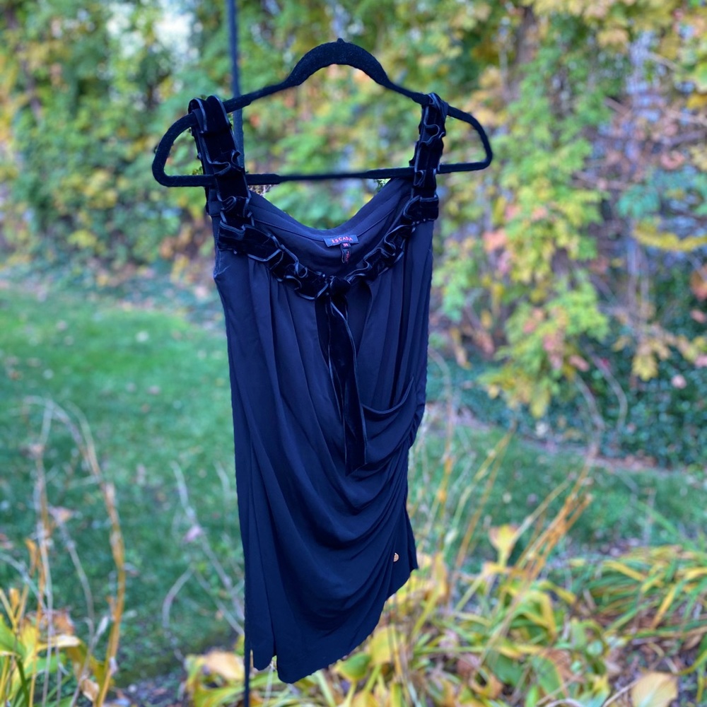 Escada Black Top